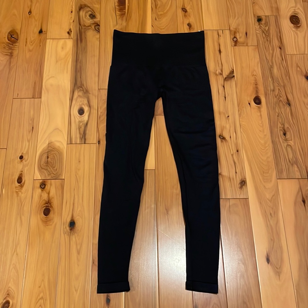 Spanx Assets Leggings size small